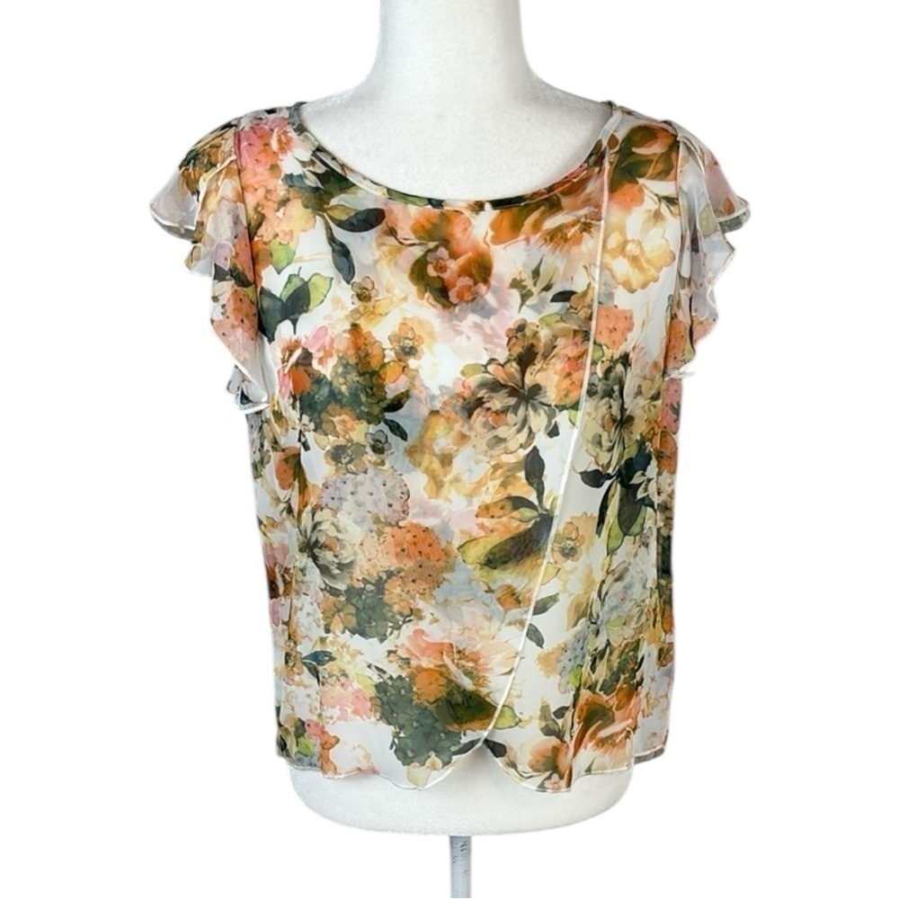 A. Byer Short Sleeve Floral Blouse Size M